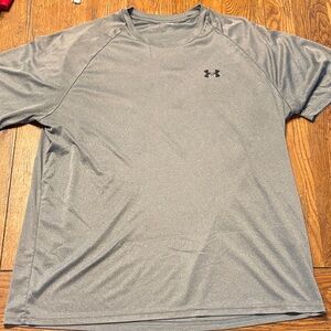 Under Armour Men's Short Sleeve Gray Tee